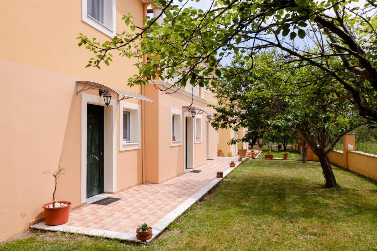 Ballas Paradise Apartament *